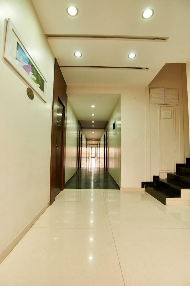 Hotel Sai Mahal Shirdi Eksteriør bilde