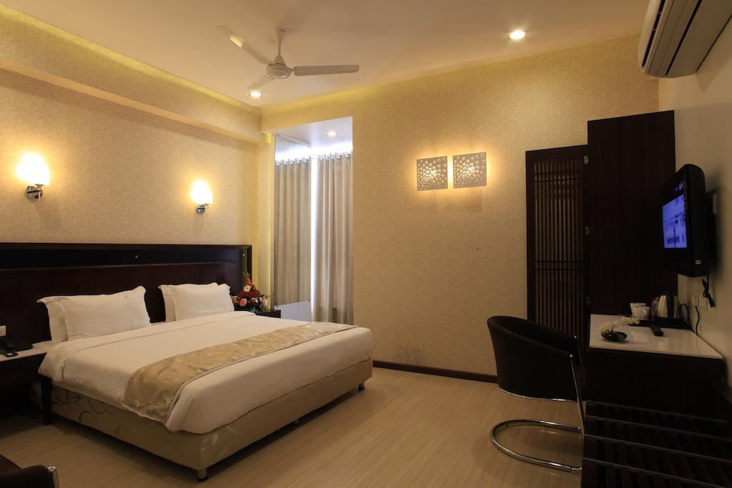 Hotel Sai Mahal Shirdi Rom bilde